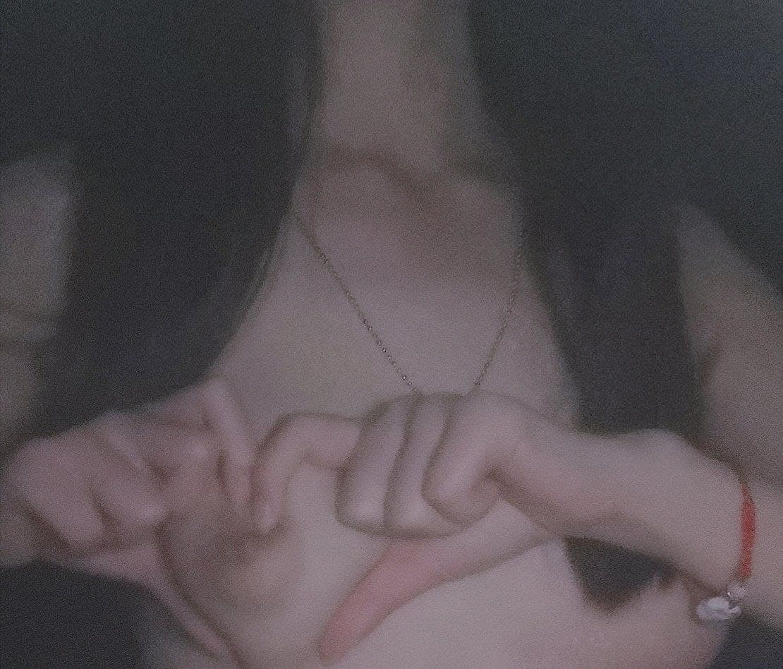 Vợ của con trai à, để bố giúp con phê !