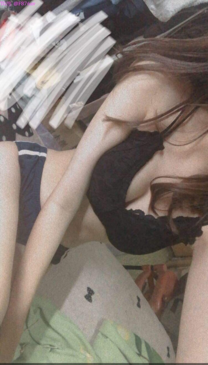 Chị cạnh nhà của tôi có quá khứ là diễn viên jav