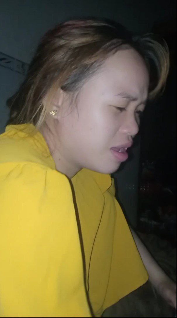 Ép cô giáo quan hệ trước mặt chồng sắp cưới